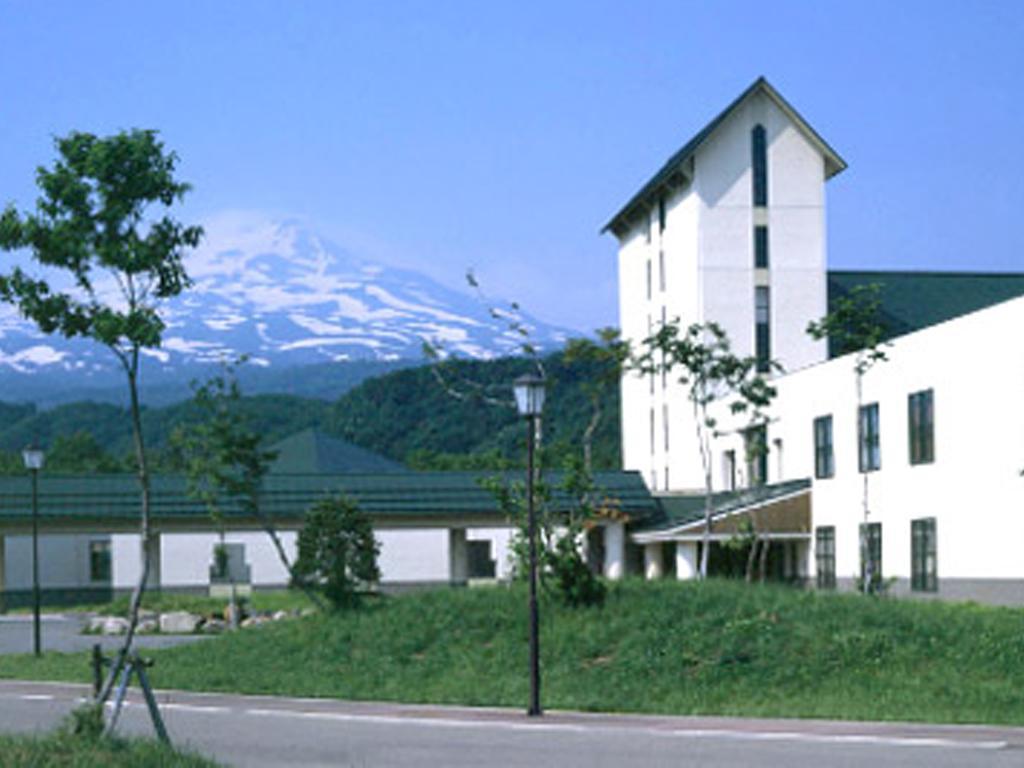 Chokai Sarukuraonsen Hotel Foresta Chokai Yurihonjo Екстериор снимка
