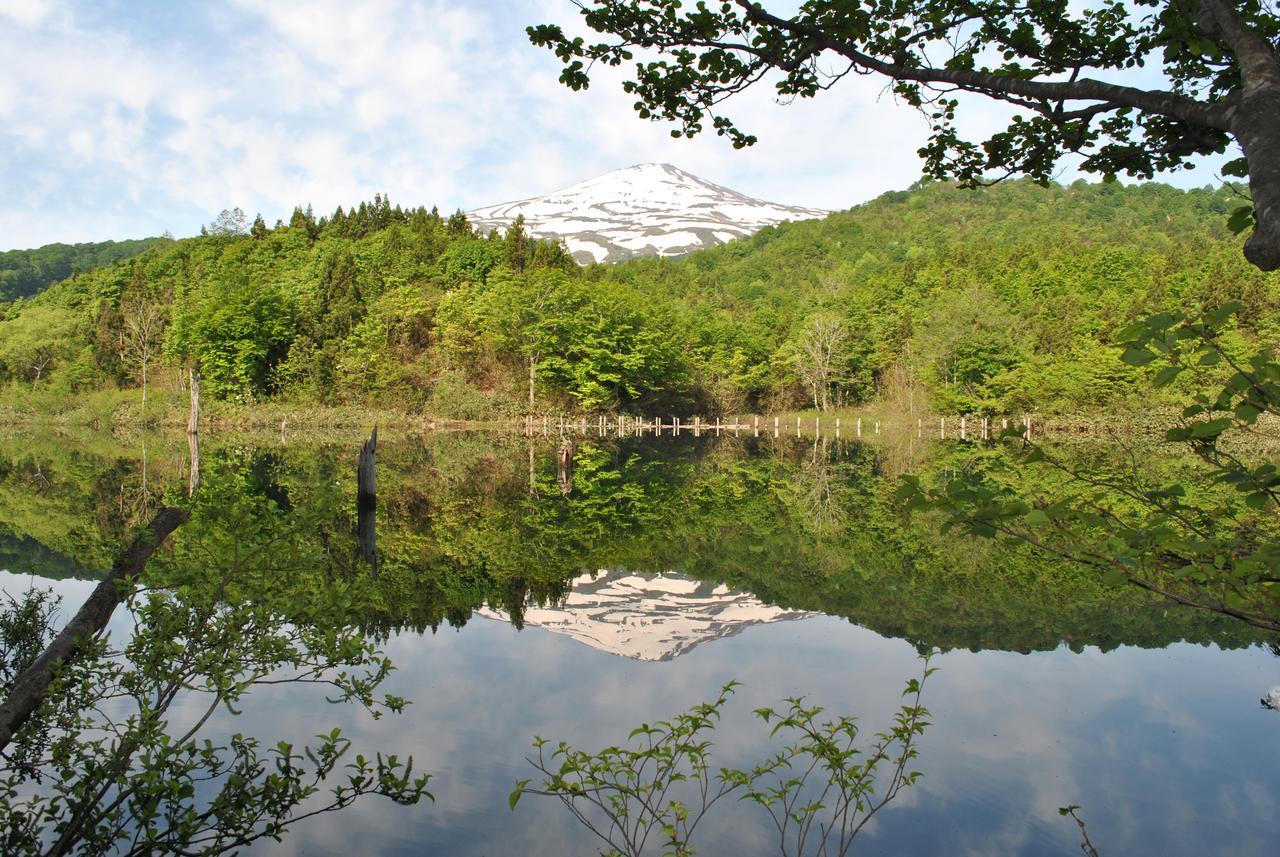 Chokai Sarukuraonsen Hotel Foresta Chokai Yurihonjo Екстериор снимка